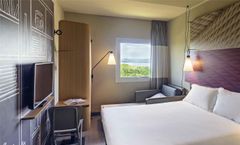 Ibis Guaiba Hotel