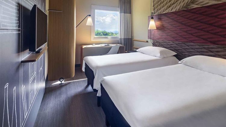 Ibis Guaiba Hotel Room