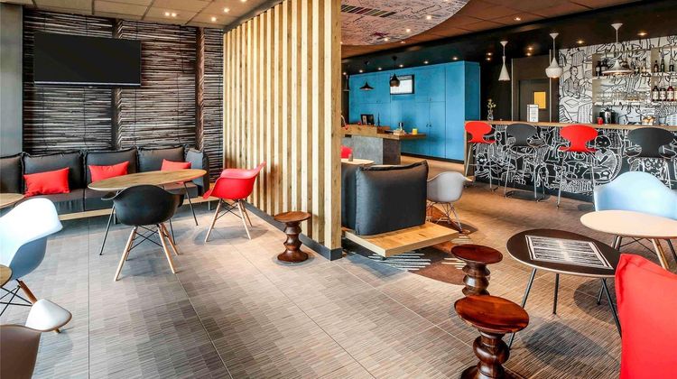 Ibis Niort Est Mendes France Exterior