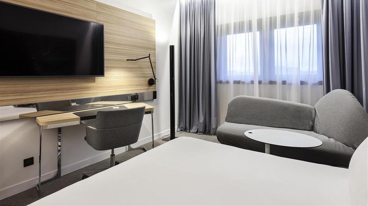 Novotel Tours Centre Gare Room