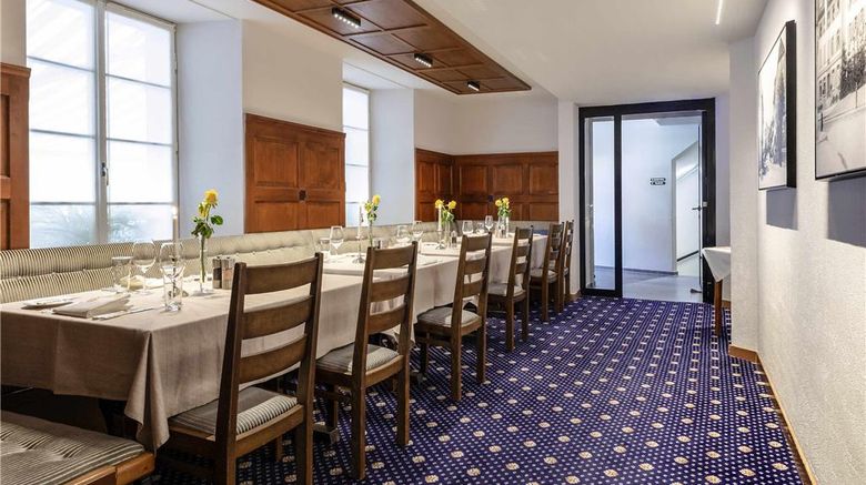<b>Mercure Lenzburg Krone Restaurant</b>. Images powered by <a href="https://iceportal.shijigroup.com/" title="IcePortal" target="_blank">IcePortal</a>.