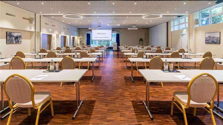 <b>Mercure Lenzburg Krone Meeting</b>. Images powered by <a href="https://iceportal.shijigroup.com/" title="IcePortal" target="_blank">IcePortal</a>.