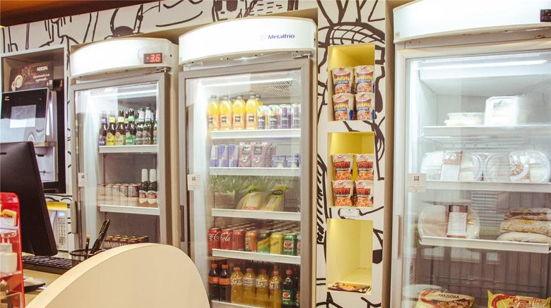 <b>Ibis Budget Curitiba Aeroporto Exterior</b>. Images powered by <a href="https://iceportal.shijigroup.com/" title="IcePortal" target="_blank">IcePortal</a>.