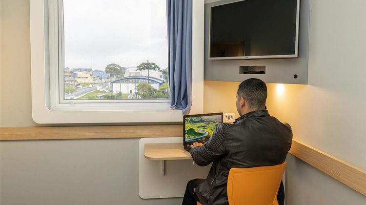 Ibis Budget Curitiba Aeroporto Exterior