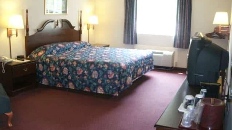 <b>Baymont by Wyndham Mount Vernon Room</b>. Images powered by <a href="https://iceportal.shijigroup.com/" title="IcePortal" target="_blank">IcePortal</a>.