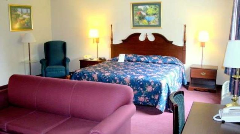 <b>Baymont by Wyndham Mount Vernon Room</b>. Images powered by <a href="https://iceportal.shijigroup.com/" title="IcePortal" target="_blank">IcePortal</a>.