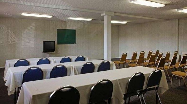 <b>Days Inn by Wyndham Hemet Meeting</b>. Images powered by <a href="https://iceportal.shijigroup.com/" title="IcePortal" target="_blank">IcePortal</a>.
