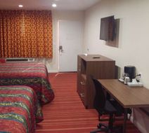 Days Inn by Wyndham Hemet Room