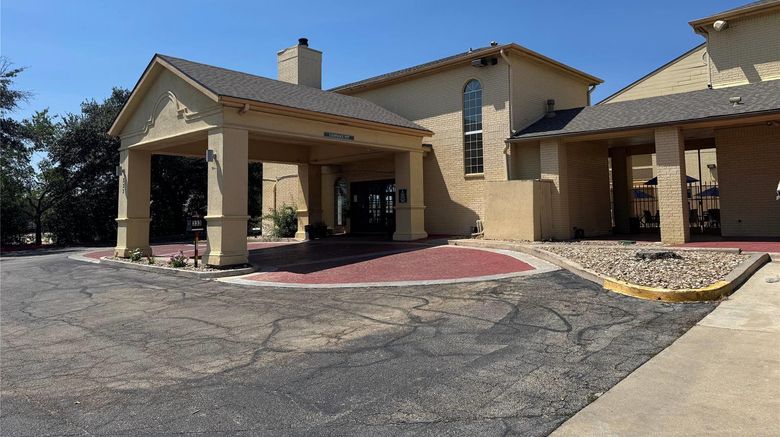 <b>Days Inn Georgetown Exterior</b>. Images powered by <a href="https://iceportal.shijigroup.com/" title="IcePortal" target="_blank">IcePortal</a>.