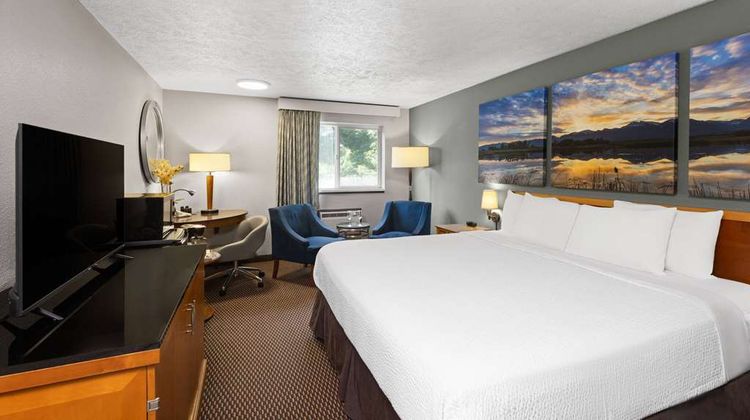 Days Inn Cedars Inn & Suites Ritzville Room