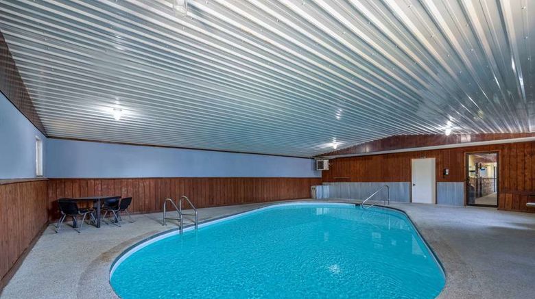 <b>Travelodge by Wyndham Livingston Pool</b>. Images powered by <a href="https://iceportal.shijigroup.com/" title="IcePortal" target="_blank">IcePortal</a>.