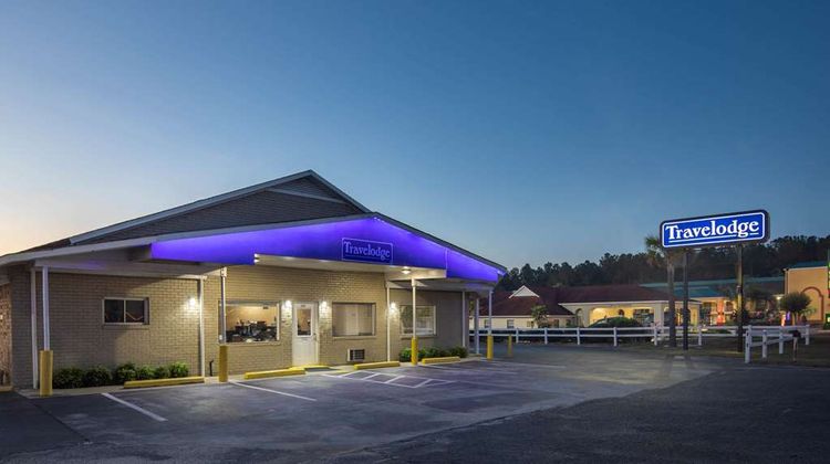 Travelodge Orangeburg Exterior