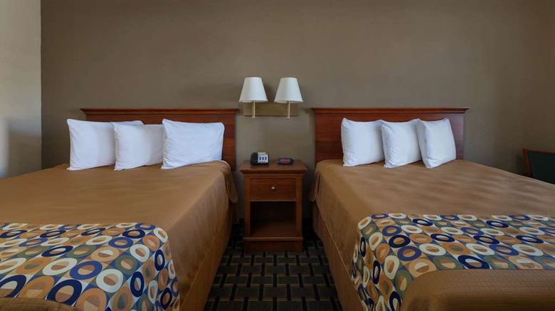 <b>Travelodge Orangeburg Room</b>. Images powered by <a href="https://iceportal.shijigroup.com/" title="IcePortal" target="_blank">IcePortal</a>.