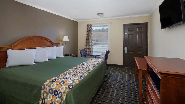 <b>Travelodge Orangeburg Room</b>. Images powered by <a href="https://iceportal.shijigroup.com/" title="IcePortal" target="_blank">IcePortal</a>.