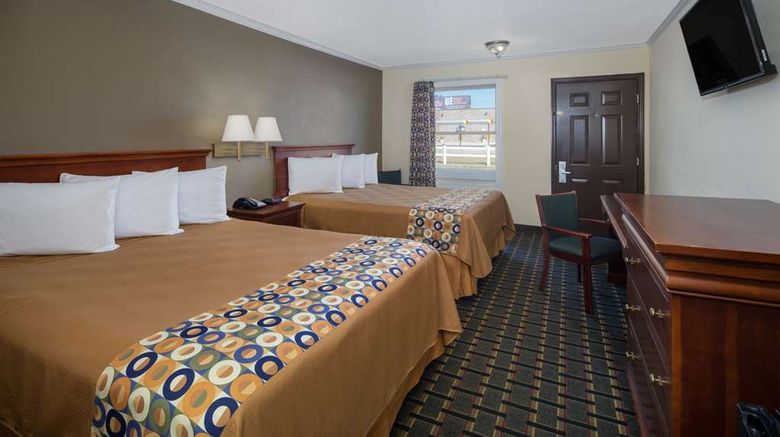 <b>Travelodge Orangeburg Room</b>. Images powered by <a href="https://iceportal.shijigroup.com/" title="IcePortal" target="_blank">IcePortal</a>.