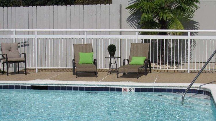 Wingate by Wyndham Shreveport Airport Pool