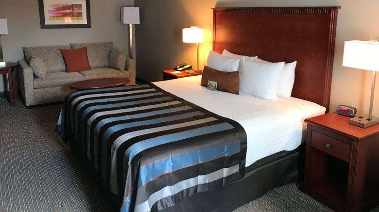 <b>Wingate by Wyndham Shreveport Airport Room</b>. Images powered by <a href="https://iceportal.shijigroup.com/" title="IcePortal" target="_blank">IcePortal</a>.