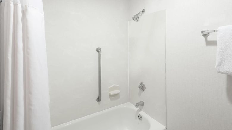 <b>Wingate by Wyndham Shreveport Airport Room</b>. Images powered by <a href="https://iceportal.shijigroup.com/" title="IcePortal" target="_blank">IcePortal</a>.
