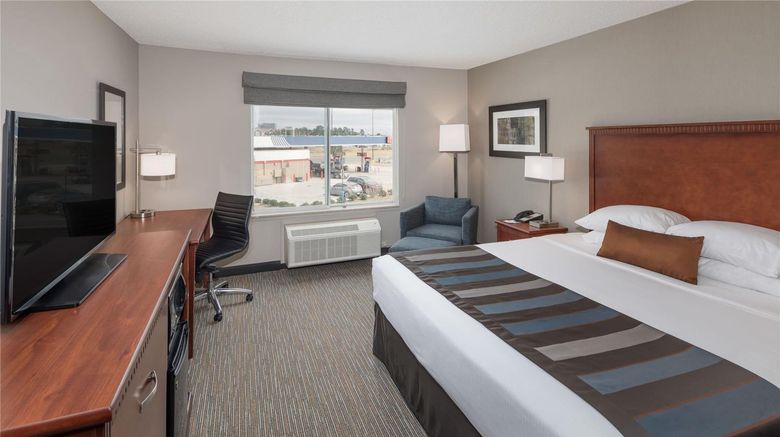 <b>Wingate by Wyndham Shreveport Airport Room</b>. Images powered by <a href="https://iceportal.shijigroup.com/" title="IcePortal" target="_blank">IcePortal</a>.