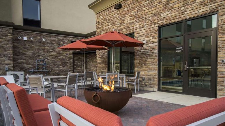 <b>Hampton Inn Decatur/Mt. Zion Exterior</b>. Images powered by <a href="https://iceportal.shijigroup.com/" title="IcePortal" target="_blank">IcePortal</a>.