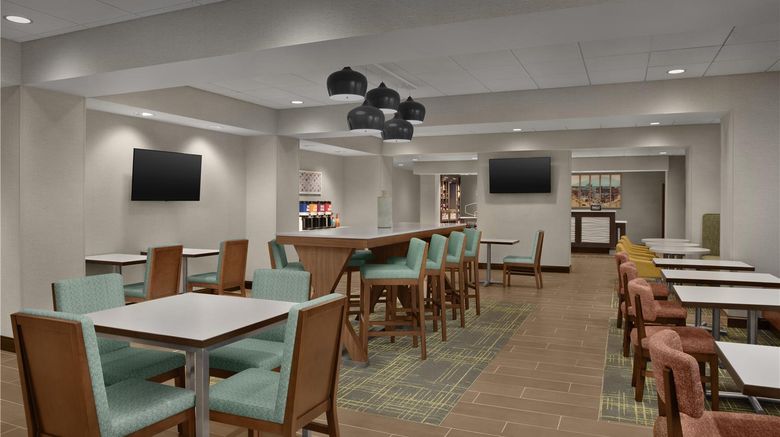 <b>Hampton Inn Decatur/Mt. Zion Lobby</b>. Images powered by <a href="https://iceportal.shijigroup.com/" title="IcePortal" target="_blank">IcePortal</a>.