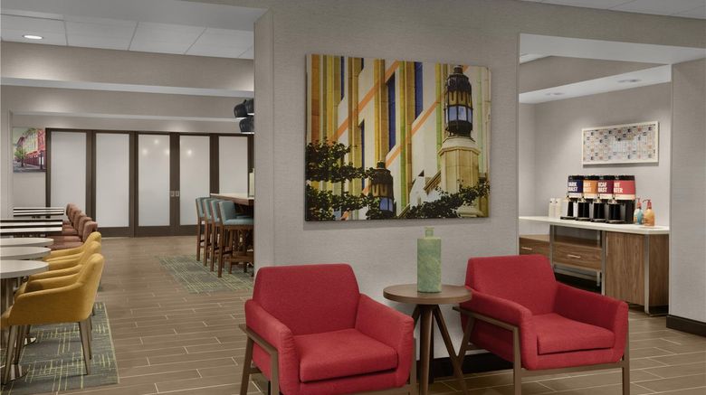 <b>Hampton Inn Decatur/Mt. Zion Lobby</b>. Images powered by <a href="https://iceportal.shijigroup.com/" title="IcePortal" target="_blank">IcePortal</a>.