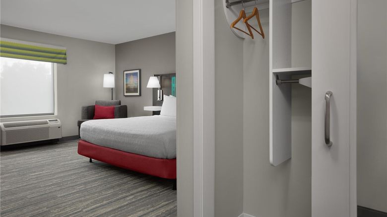 <b>Hampton Inn Decatur/Mt. Zion Room</b>. Images powered by <a href="https://iceportal.shijigroup.com/" title="IcePortal" target="_blank">IcePortal</a>.