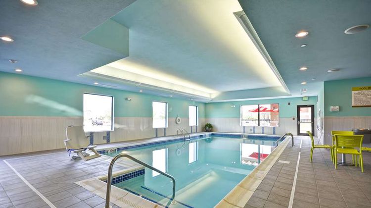 Home2 Suites by Hilton Evansville Pool