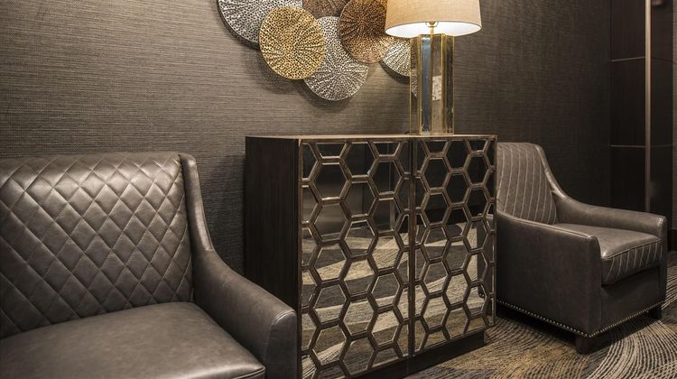 Hampton Inn & Suites Bridgewater Lobby