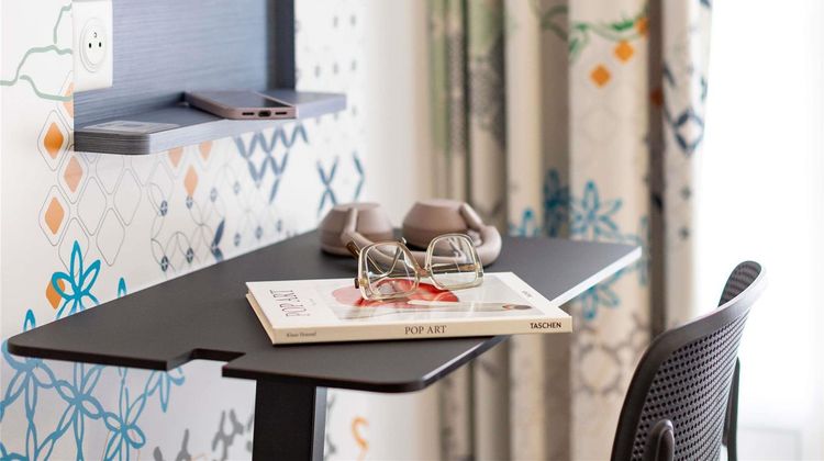Ibis Styles Paris Saint Lazare Room