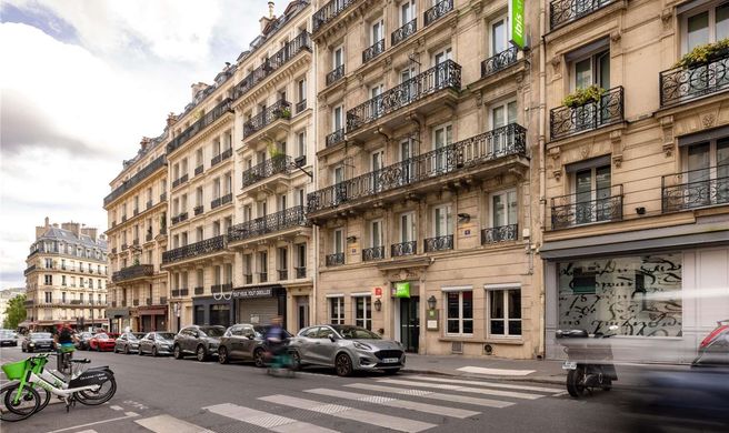 Ibis Styles Paris Saint Lazare Exterior