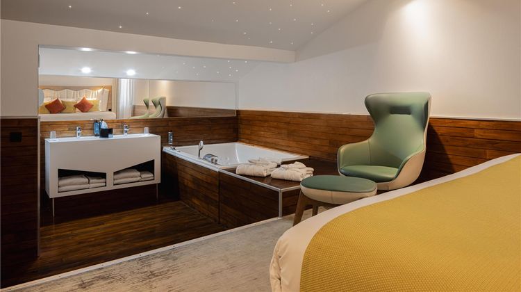 Best Western Plus Hotel Comedie St Roch Suite