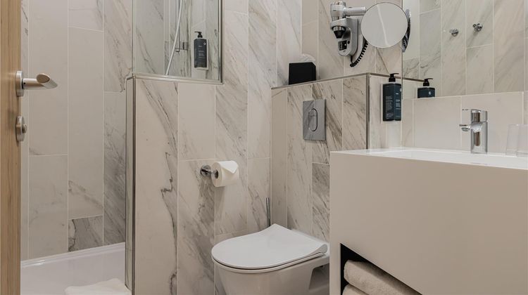 Best Western Plus Hotel Comedie St Roch Room