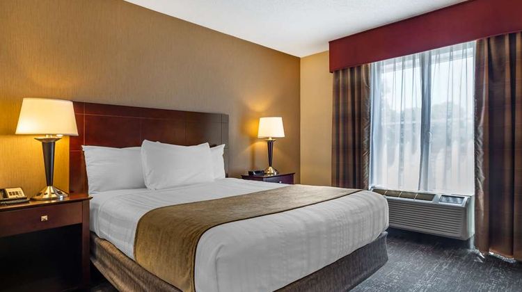 Best Western Braintree Inn Room
