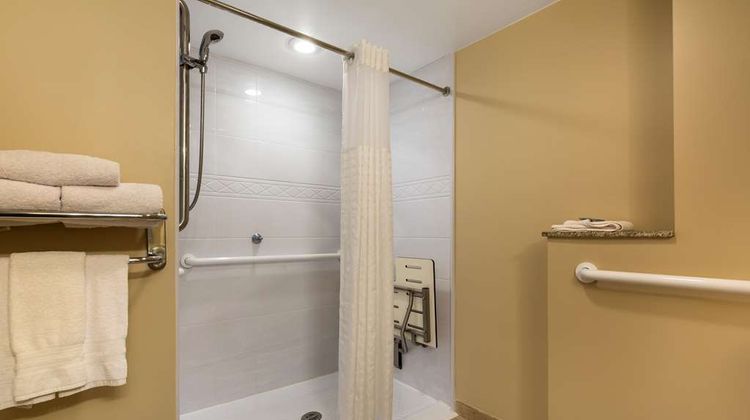 Best Western Braintree Inn Room