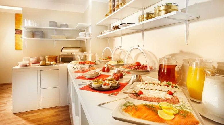 <b>Hotel Am Kieler Schloss Kiel by Premiere Restaurant</b>. Images powered by <a href="https://iceportal.shijigroup.com/" title="IcePortal" target="_blank">IcePortal</a>.