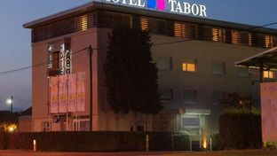Tabor Hotel