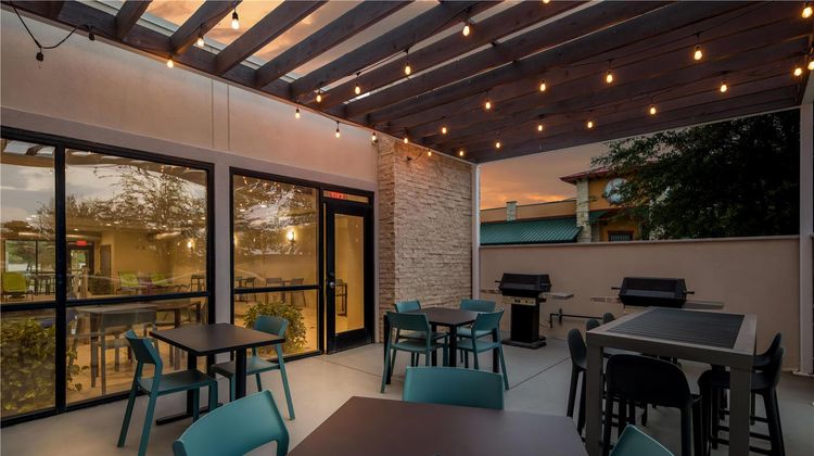 Home2 Suites Southwest Cityview Exterior