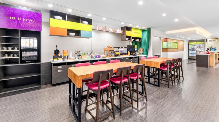 Home2 Suites Southwest Cityview Restaurant