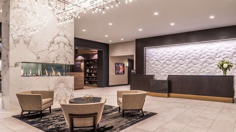 DoubleTree by Hilton Lafayette East Lobby