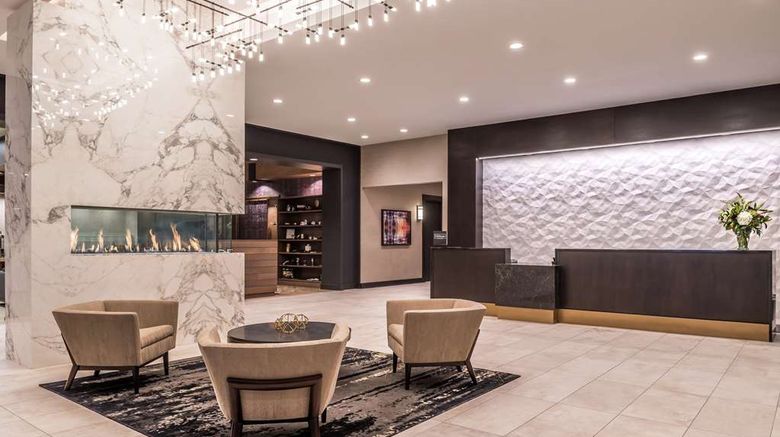 <b>DoubleTree by Hilton Lafayette East Lobby</b>. Images powered by <a href="https://iceportal.shijigroup.com/" title="IcePortal" target="_blank">IcePortal</a>.