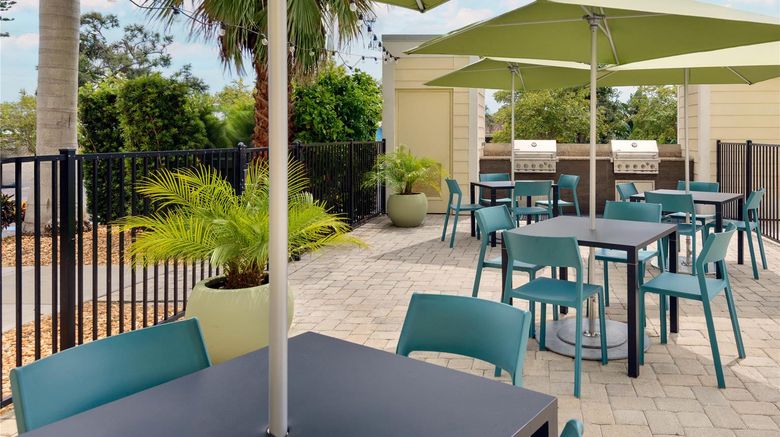 <b>Home2 Suites by Hilton Nokomis Exterior</b>. Images powered by <a href="https://iceportal.shijigroup.com/" title="IcePortal" target="_blank">IcePortal</a>.