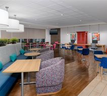 Home2 Suites by Hilton Nokomis Lobby