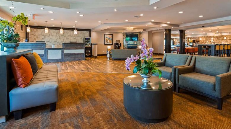 <b>Best Western Plus North Joliet Lobby</b>. Images powered by <a href="https://iceportal.shijigroup.com/" title="IcePortal" target="_blank">IcePortal</a>.