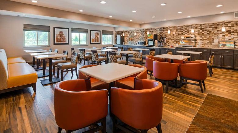 <b>Best Western Plus North Joliet Restaurant</b>. Images powered by <a href="https://iceportal.shijigroup.com/" title="IcePortal" target="_blank">IcePortal</a>.