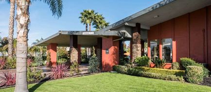 Days Inn & Suites Lodi Exterior