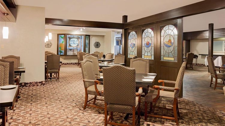 Ramada Pinewood Park Resort North Bay Restaurant