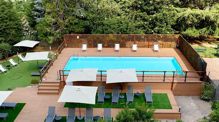 Occidental Aurelia Pool