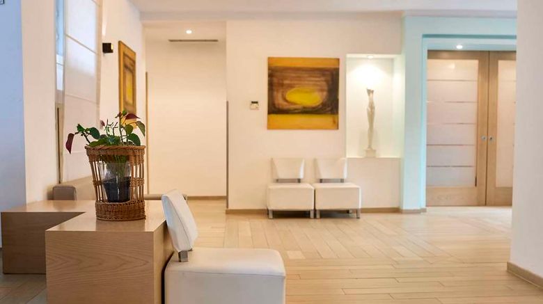 <b>Occidental Aurelia Lobby</b>. Images powered by <a href="https://iceportal.shijigroup.com/" title="IcePortal" target="_blank">IcePortal</a>.