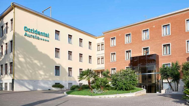 Occidental Aurelia Exterior